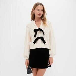 Hyacinth House Tuckernuck Cream & Black Velvet Bows Bess Cardigan Size M